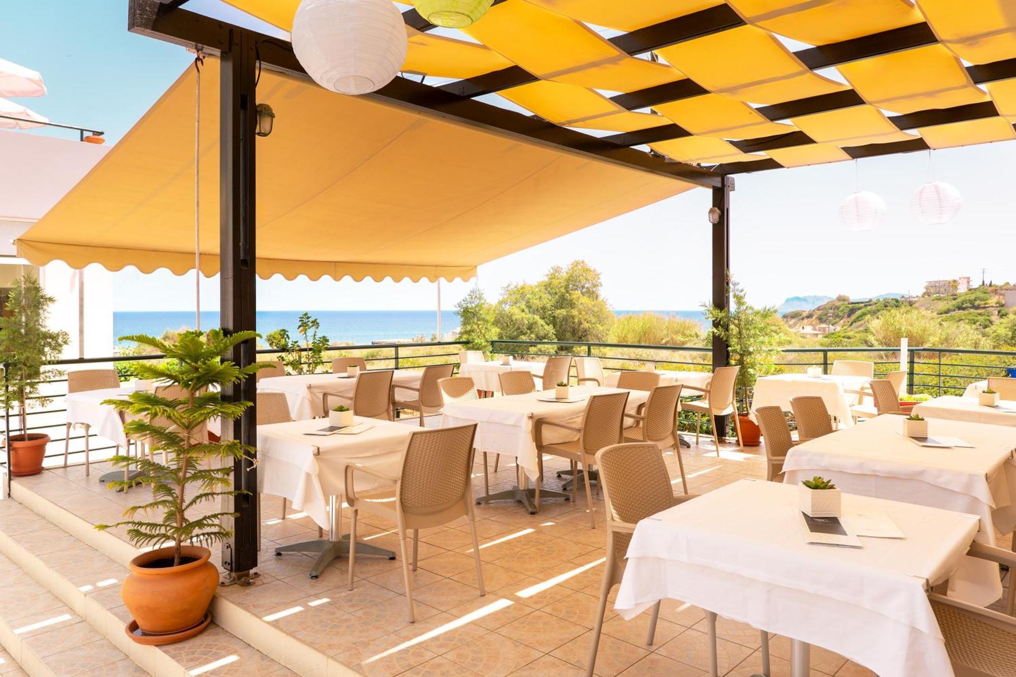 Pegasus Hotel Stalos Exterior photo