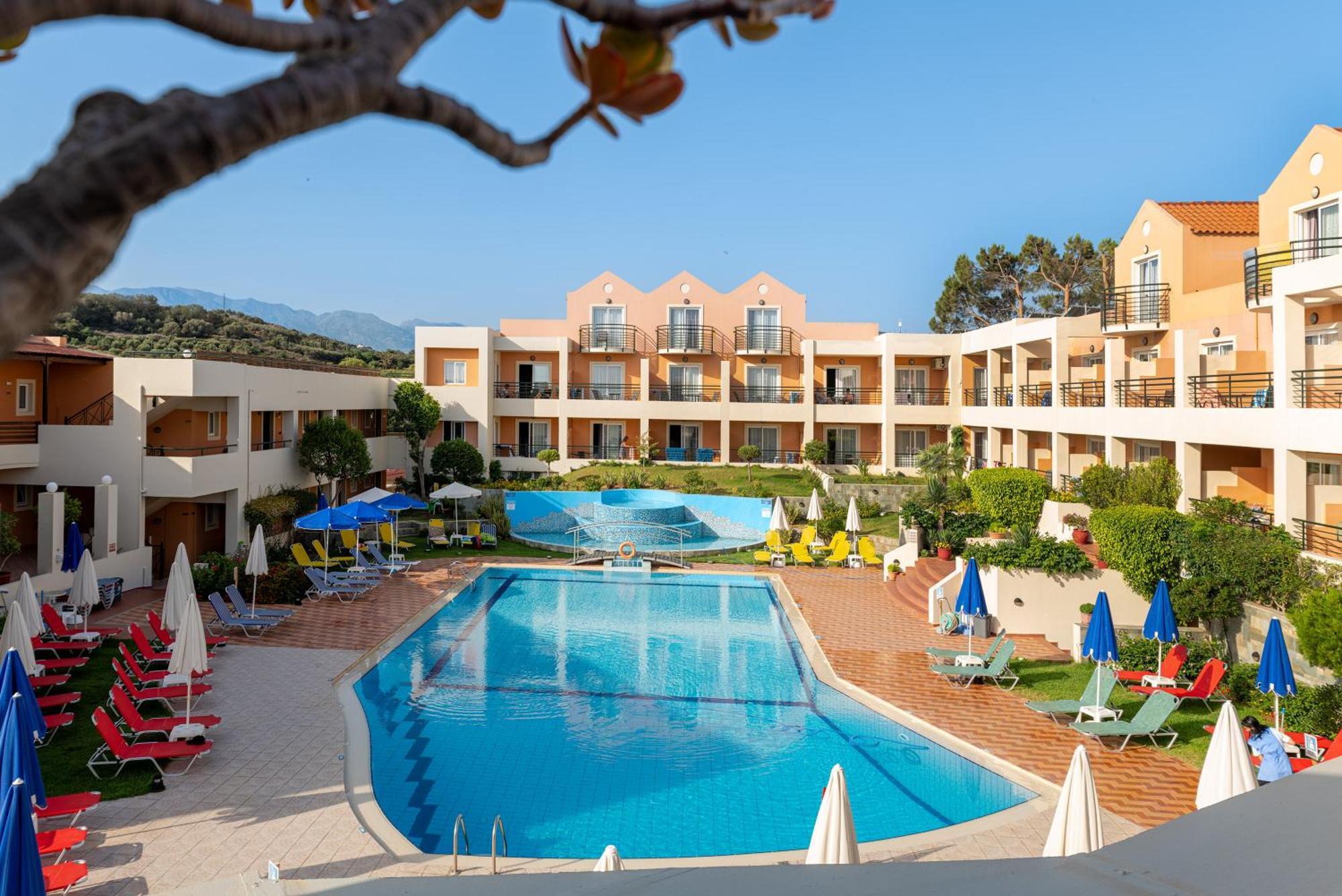 Pegasus Hotel Stalos Exterior photo