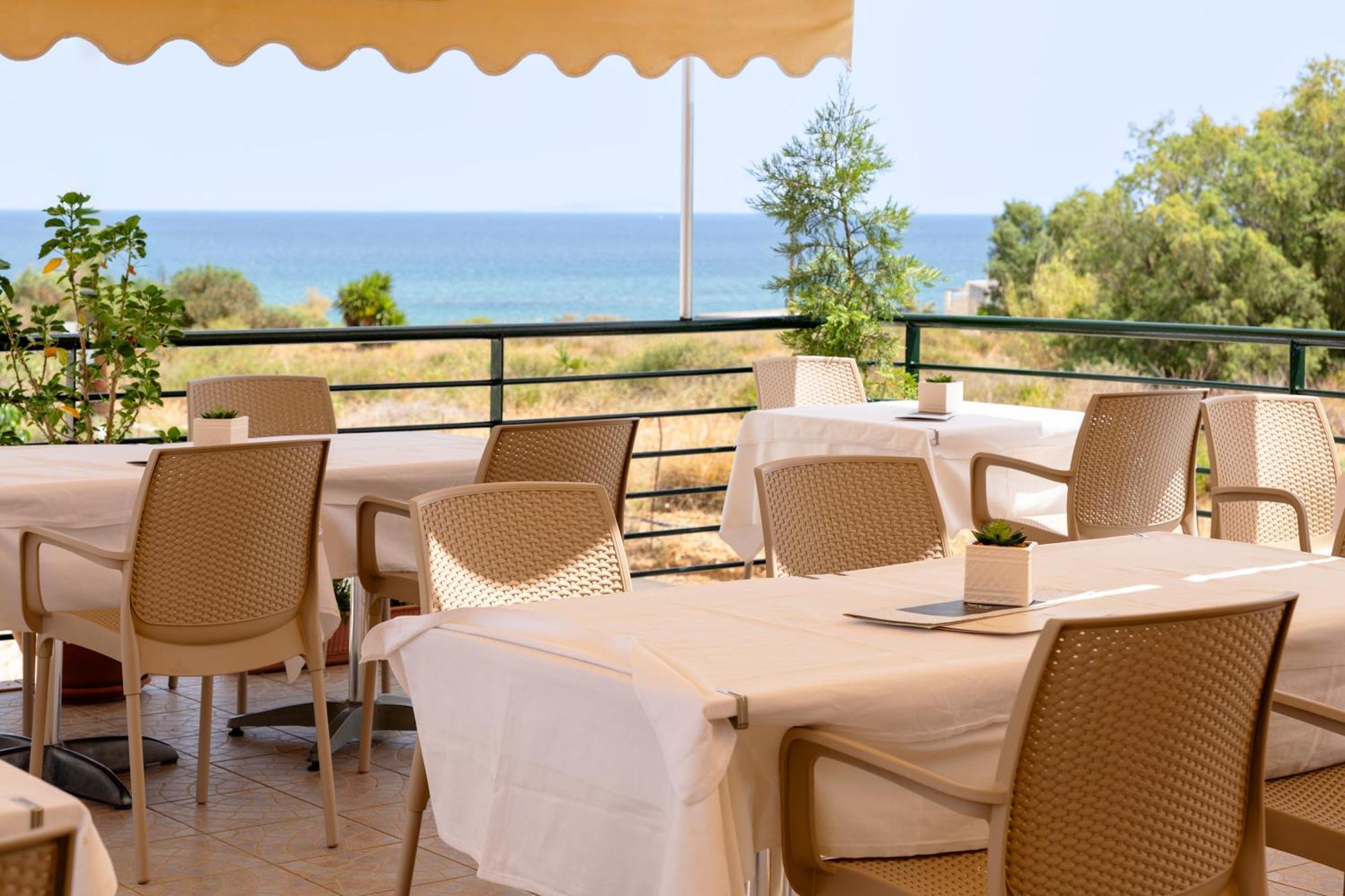 Pegasus Hotel Stalos Exterior photo